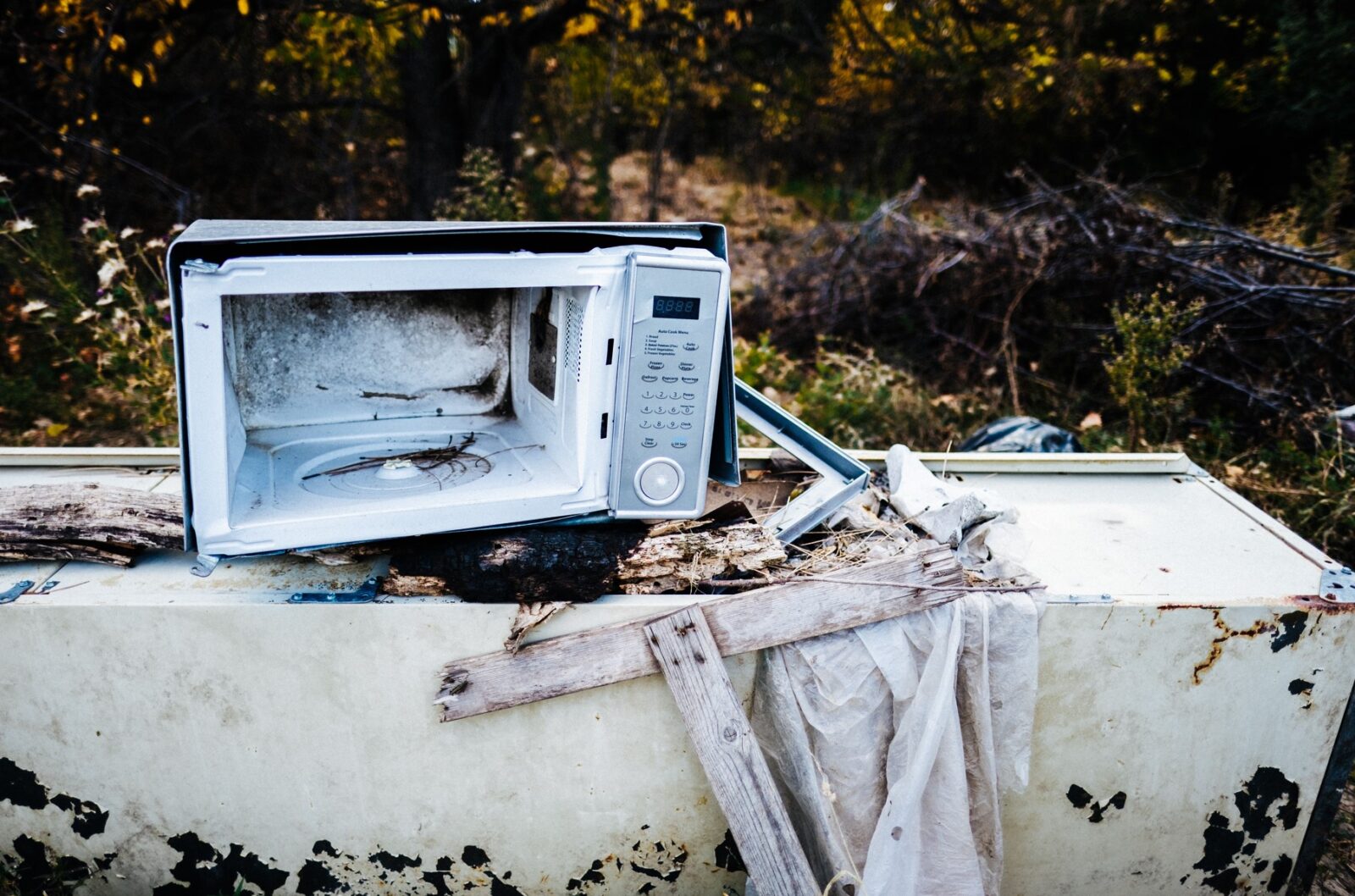 How to Dispose of a Microwave