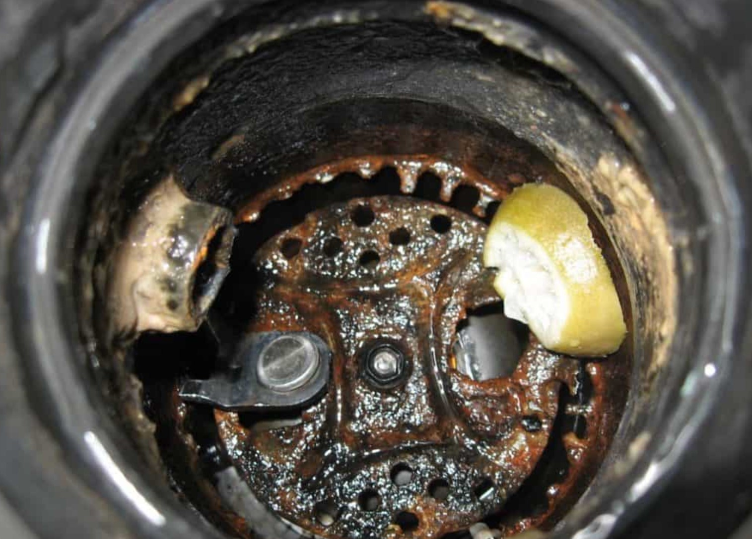 Why Does My Garbage Disposal Humming Noise? How To Fix It?