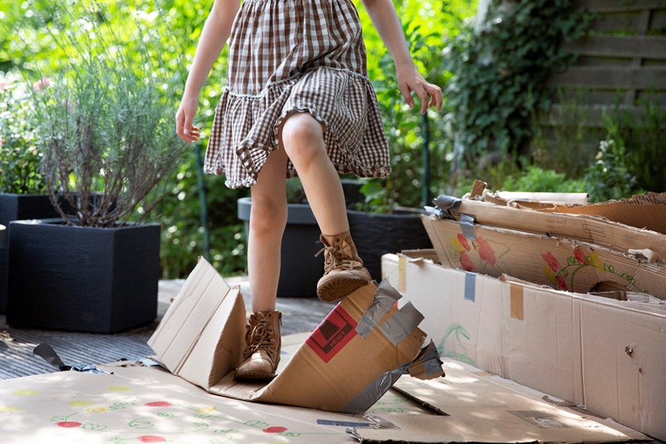 4 Steps How To Bundle Cardboard For Recycling