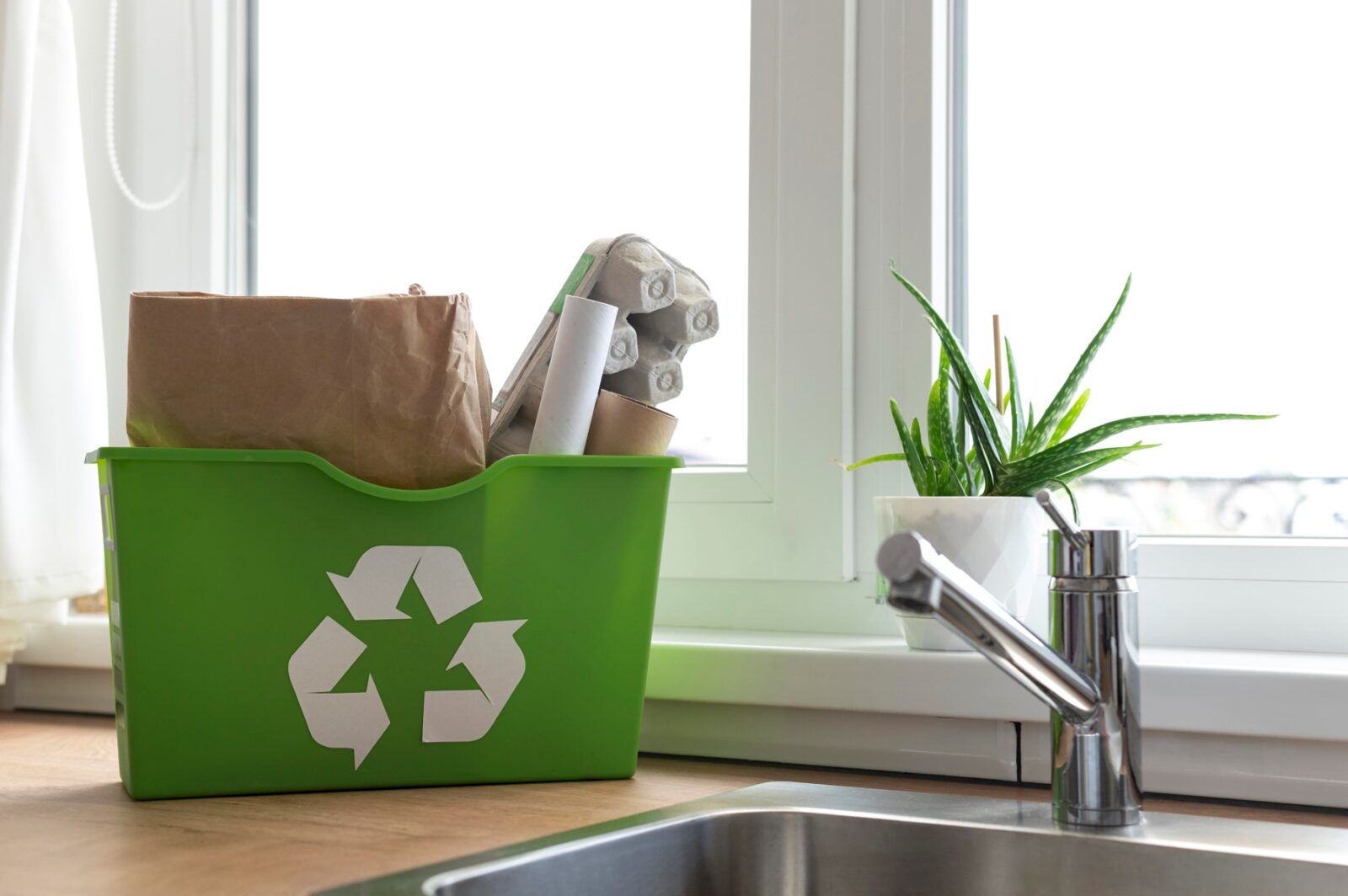 6 Truly Keys: what is the difference between reusing and recycling