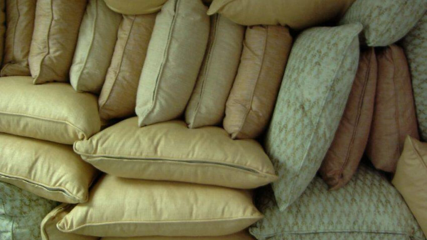 Old Pillows Disposal. How To Dispose Of Your Old Pillows